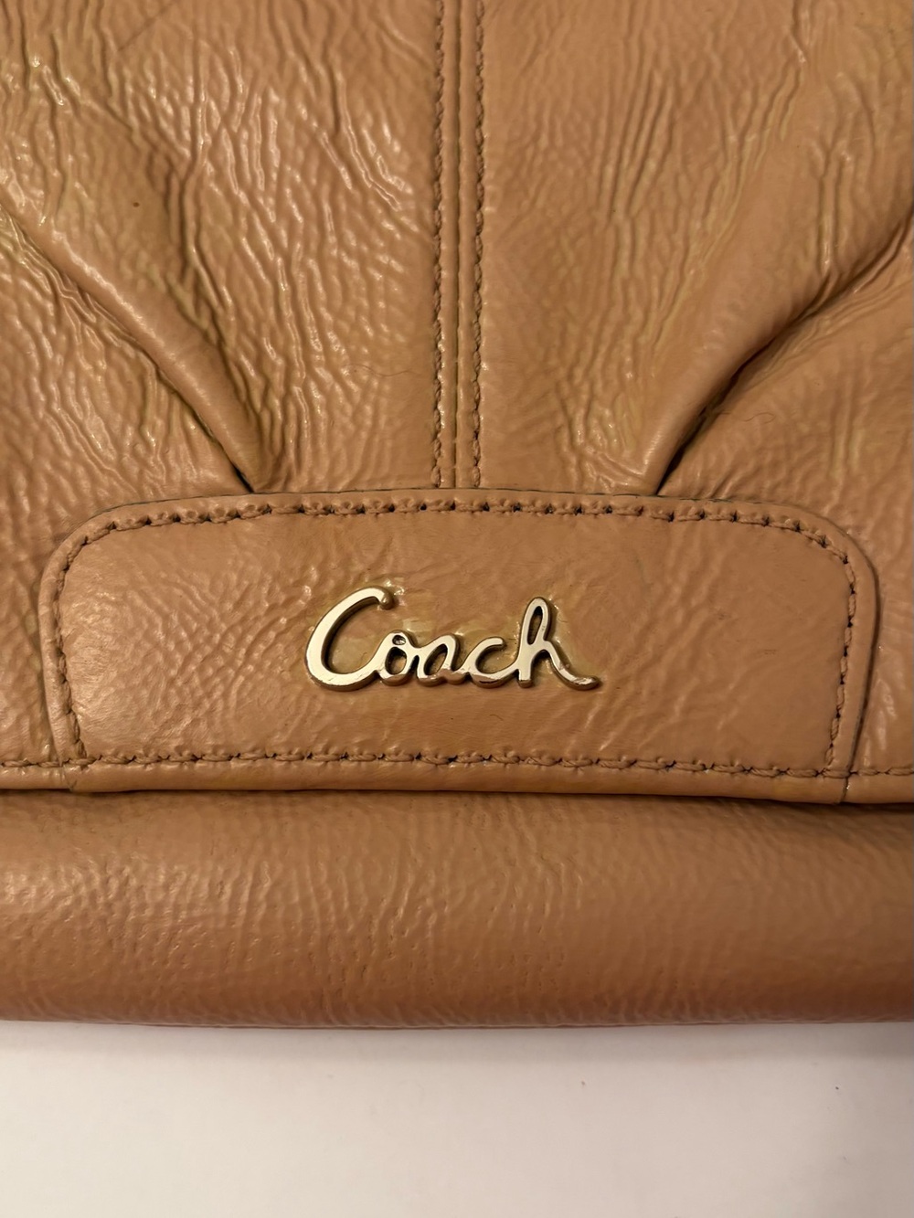 Coach Ashley Pleated Leather Organizer Wristlet Wallet Clutch Pouch Beige - Picture 8 of 9